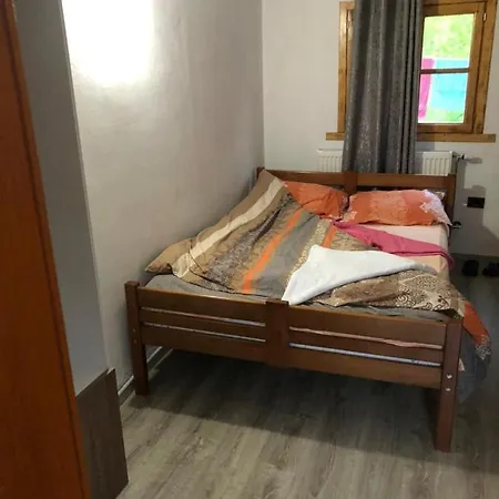 Guest House Natyra Pensjonat *