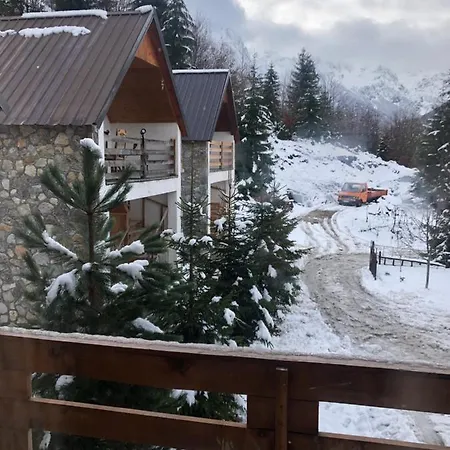 Guest House Natyra بيت ضيافة *